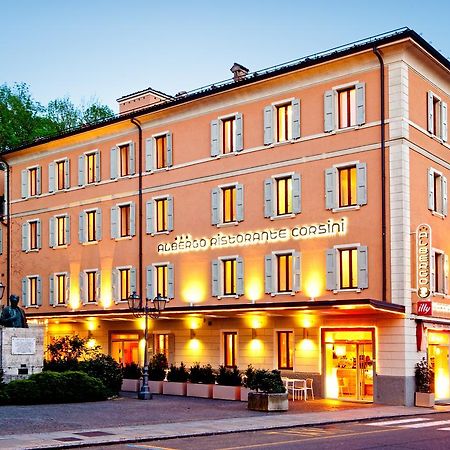 Albergo Ristorante Corsini بافولو نيل فرينانو المظهر الخارجي الصورة