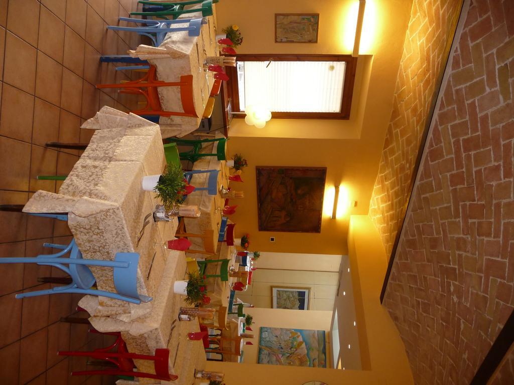 Albergo Ristorante Corsini بافولو نيل فرينانو المظهر الخارجي الصورة