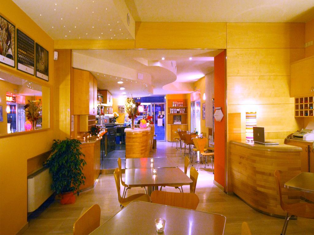 Albergo Ristorante Corsini بافولو نيل فرينانو المظهر الخارجي الصورة